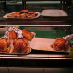 鳥庄 - 今年は丸焼きが並んでいます