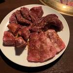 Yakiniku Toraji - 