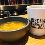 RISE & WIN Brewing Co. KAMIKATZ TAPROOM - スープは味がしっかりしていました。