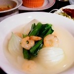 TAPAS桜台 - 新タマネギ蒸し海老あんかけ