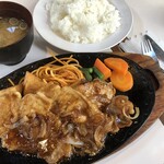 エトワール - ♪ポーク生姜焼定食　¥999