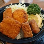 マアム - まぐろミックスフライ丼 1,230円