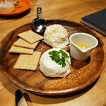Cheese Cheers Cafe - 
