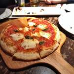 アボットチョイス - Pizza クワトロフォルマッジョetc