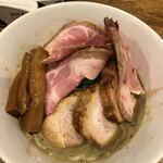 煮干し中華そば 一剣 - 料理写真: