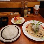 グリル＆コーヒー はせがわ - きのこのハンバーグ(ライス大盛¥1400)