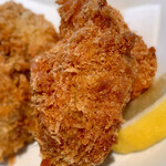 炭火焼肉くらた - 和牛かつ(３個)・カキフライ(２個)定食(\1,700)　カキフライ
