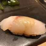 不動前 すし 岩澤 - エボダイ　スモークしてあります