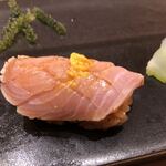 不動前 すし 岩澤 - 鰤の漬け