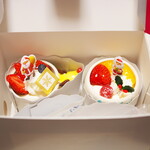 パティスリーコージ - クリスマスカップのレアチーズといちごムース