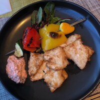 MIDO RESTAURANT PIC NIKA - 