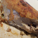 メゾン・バルサック - 鶏もも肉のコンフィ　ポテトピューレ添え；アップ