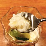 ラ・フォルム ド エテルニテ - リ・オ・レ　リフト