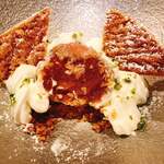 ラ・フォルム ド エテルニテ - 割るとこんな風になっています(bﾟv`*)