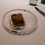 四角いグリーンオリーブ
