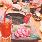 Juujuu Yakiniku Karubi Tairiku - 