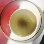 プレゼンテ スギ - ～再生～（鯛の頭・中骨・アラやスジ・骨など通常であれば捨ててしまう部位を再生して潮汁に）