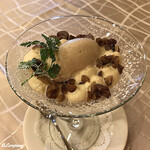 プチレストラン ブーケ・ド・フランス - glace à la marrons