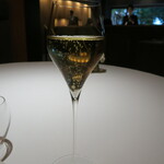 レフェルヴェソンス - Henriot Blanc de Blancs