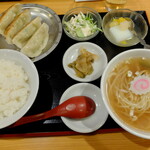 Hyakuban - “焼き餃子定食”