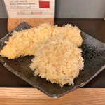 とんかつ成蔵 - 奥：ささみかつ 手前：メンチかつ