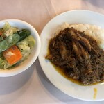 サリサリカリー - チキンカレー＆サラダ