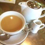 パシフィックデリ 茅ヶ崎ラスカ店 - セットの紅茶