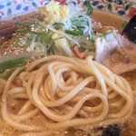 麺処 武壱 - 味噌タンメン、麺アップ