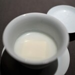 茶禅華 - 杏仁豆腐