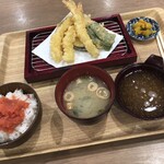 海鮮丼・天ぷら 博多 喜水丸  - 