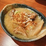 焼肉・ホルモン名嘉真 - 安定のもつ煮込み