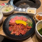 Yakiniku Don'Ya Kuniya - 連れが注文した120g