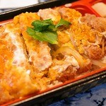 大江戸とんかつかつ匠 - ロースかつ弁当