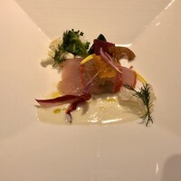 リストランテASO - 前菜 ー 金目鯛のマリネとアボカドのパンツァネッラ