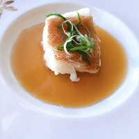 広東料理 センス - 東星ハタの葱生姜蒸し フィッシュソイソース