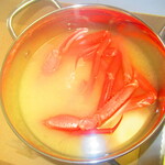 札幌市場めし　まるさん亭 - １日５０杯限定・お鍋持参のテイクアウト蟹汁３人前で１０５０円（税込）【２０１９年１２月】