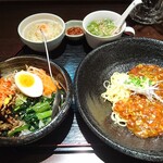 超級広東麺 - ジャージャー麵ビビンバセット
