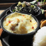 浜の暮らしのはまぐり堂 - さつまいも鶏肉のグラタン