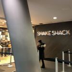 SHAKE SHACK - 