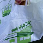 SHAKE SHACK - 