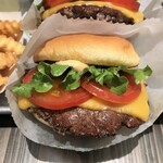 SHAKE SHACK - シャックバーガー