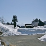 いたや - 「お店」前からの「越後三山」です