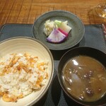 傳 - (2019年11月　訪問)食事全景。