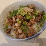 らぁ麺や 一晃亭 - 半わさびチャーシュー丼　160円