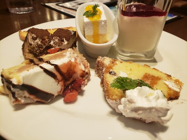 アレッタ サンリブシティ小倉店 Mojiko Restaurant Aletta 安部山公園 バイキング 食べログ アレッタ サンリブシティ小倉店 Mojiko Restaurant Aletta 安部山公園 バイキング 食べログ