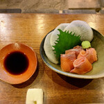 囲炉裏料理わ - （2019年8月）
                                琵琶マスの刺身
