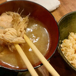 囲炉裏料理わ - （2019年8月）
      琵琶マスのあら汁