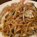 麗郷 - やきそば　900円　これは食べなかったので、
      何も言えねー