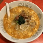 台湾家庭料理梅園 - 担々麺