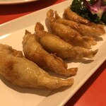 台湾家庭料理梅園 - 